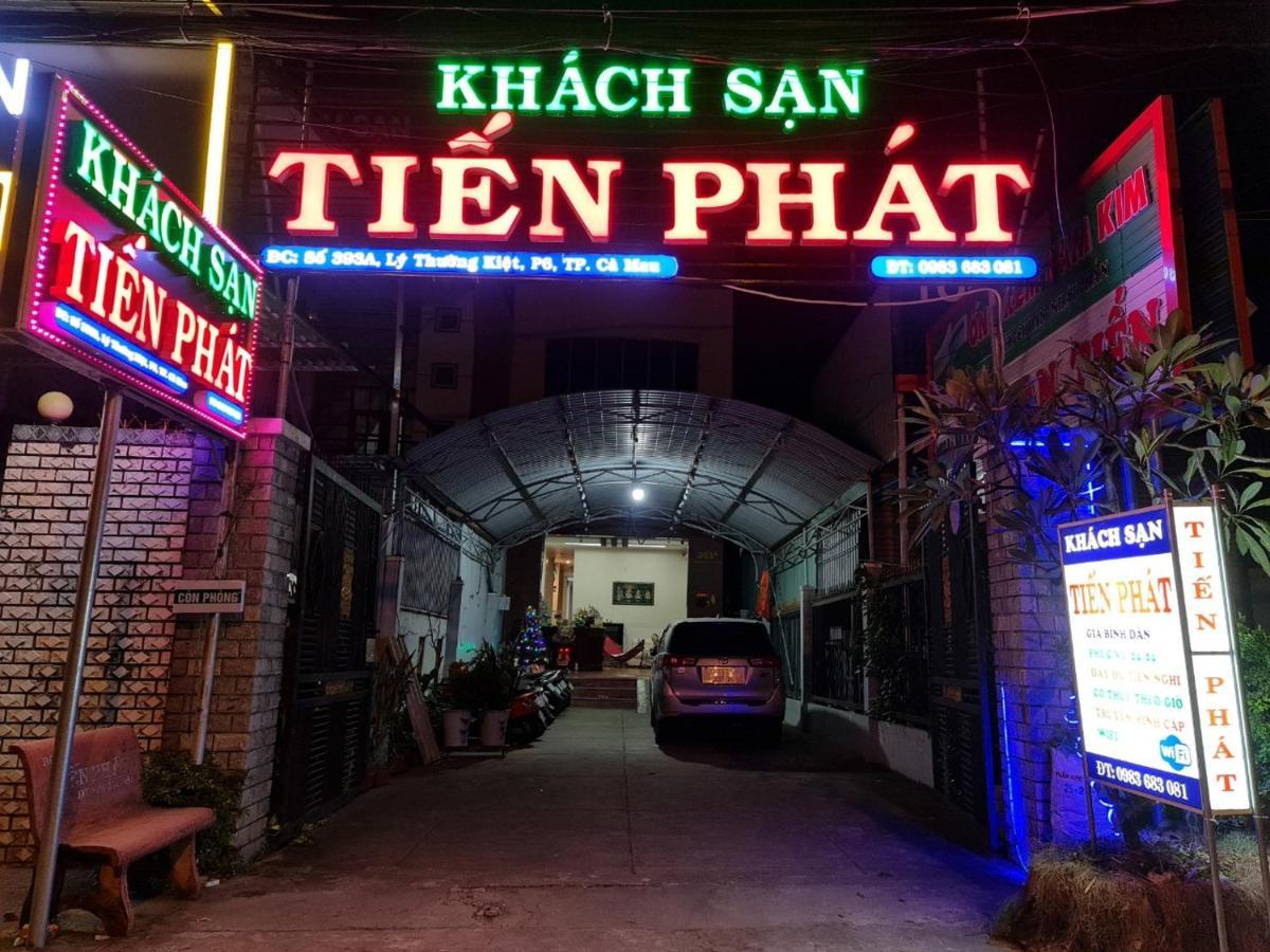 Khach San Tien Phat Cà Mau Exteriör bild